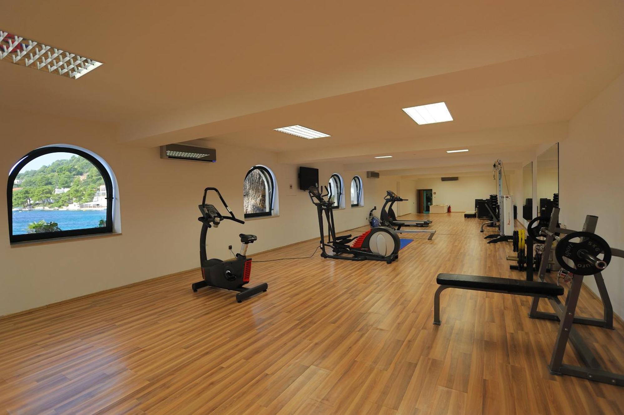 Hotel Solitudo Uble Екстер'єр фото