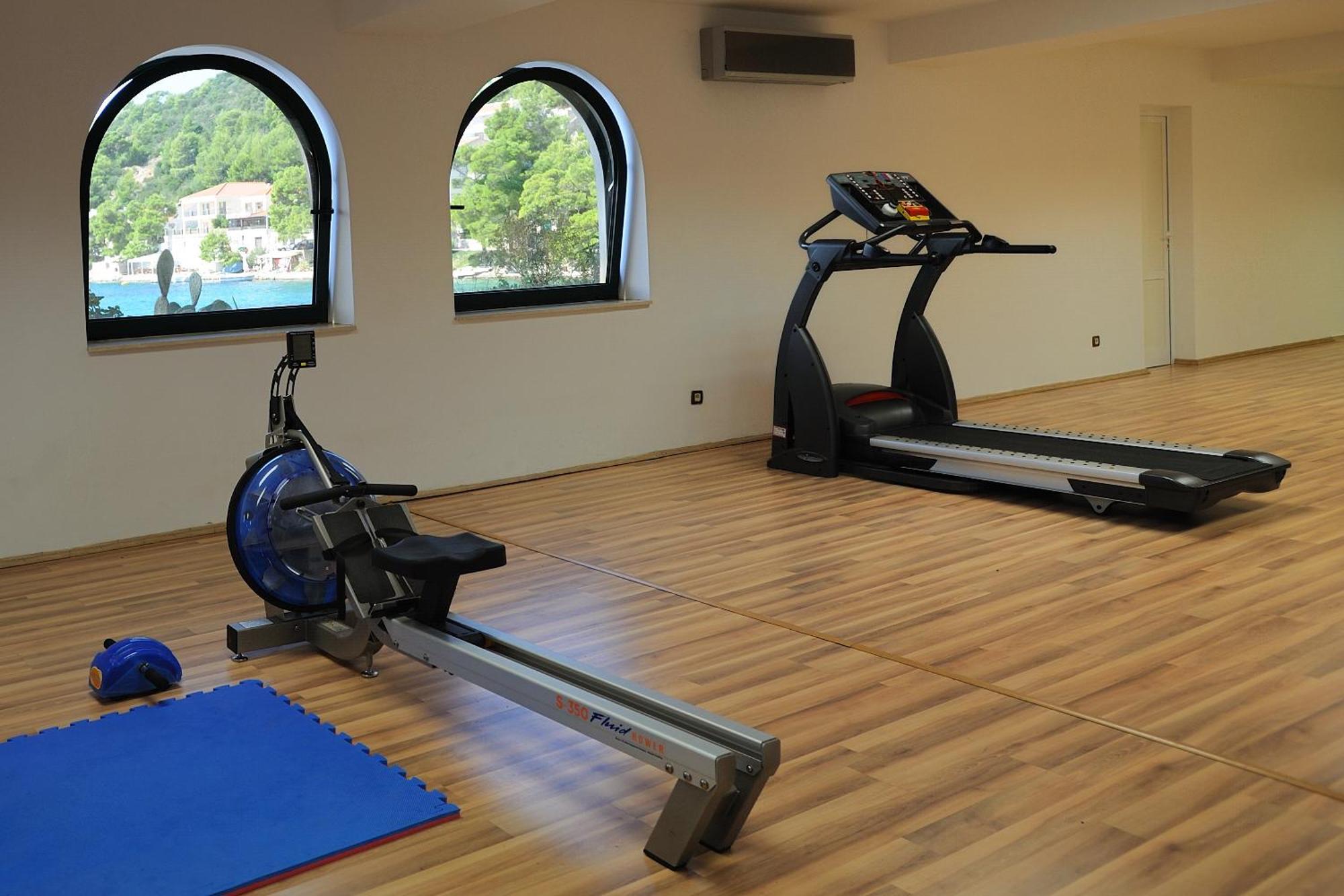 Hotel Solitudo Uble Екстер'єр фото