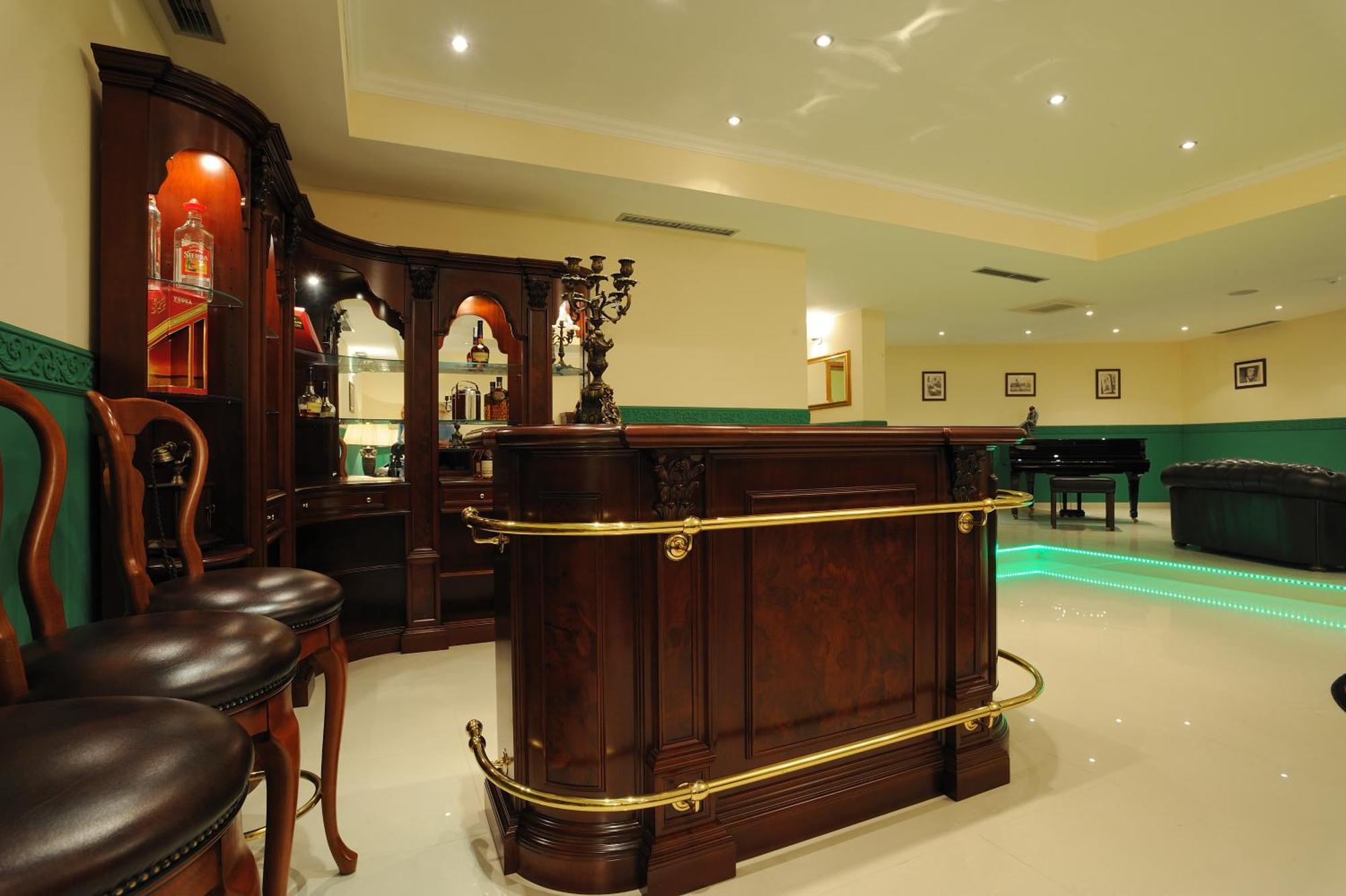 Hotel Solitudo Uble Екстер'єр фото